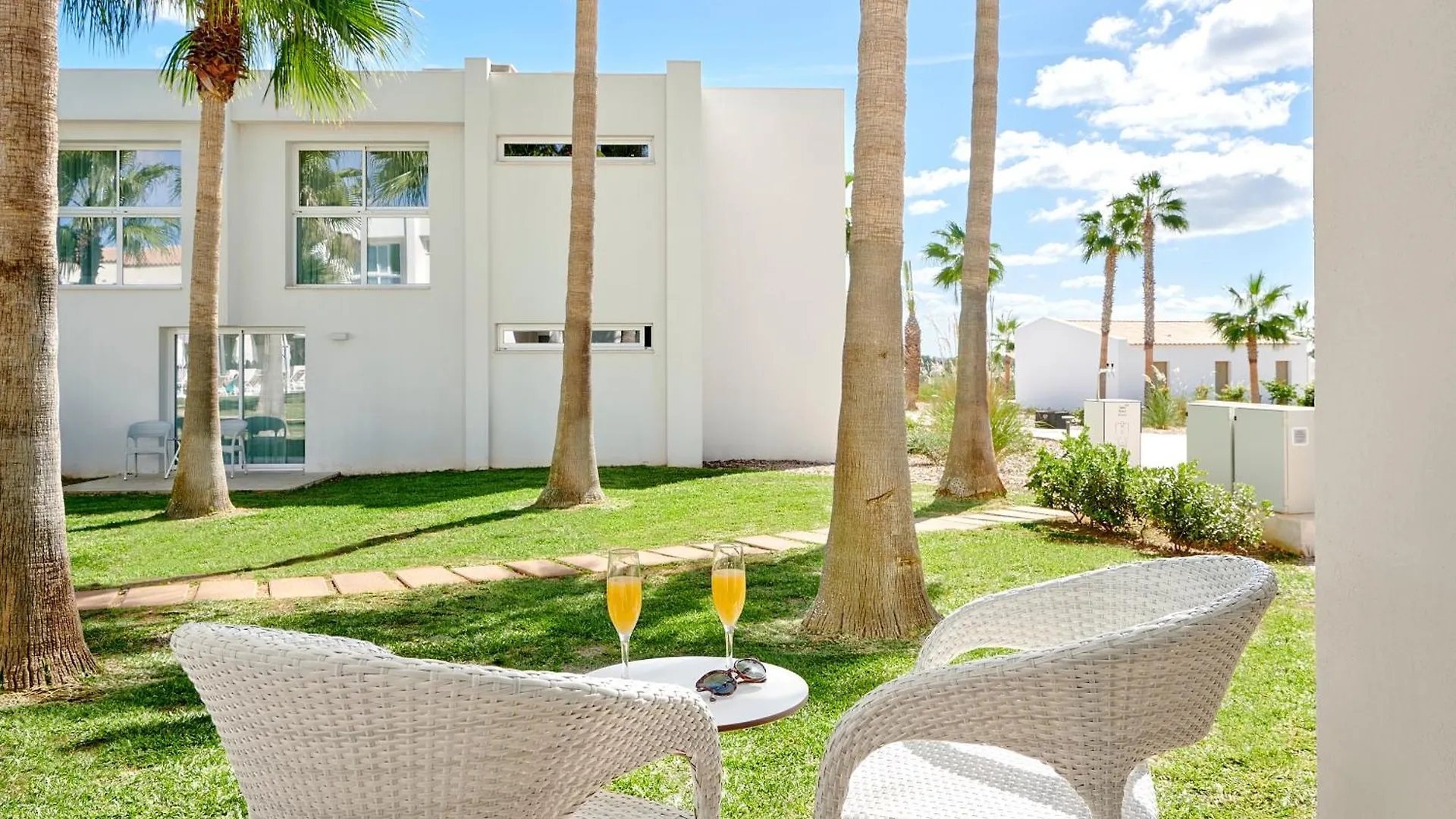 Iberostar Waves Cala Domingos All Inclusive Calas de Mallorca 4*,